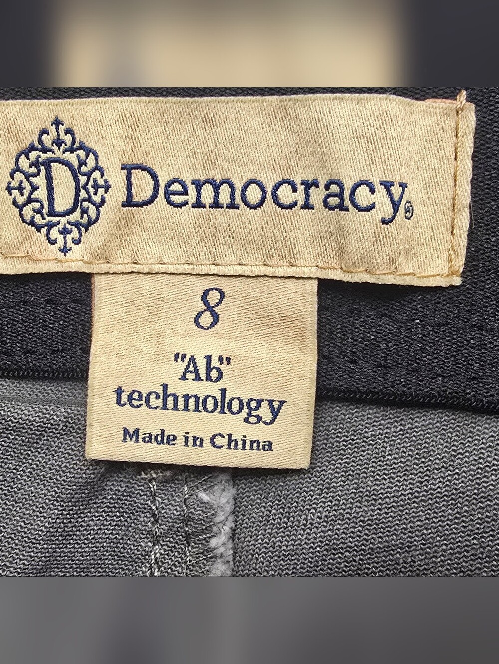 Democracy Ab Technology Straight Leg Jeans With Frayed Hem Size 8 - Picture 5 of 7